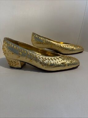 NWT Gold Embellished Low Block studded Heel Pumps - Women's
